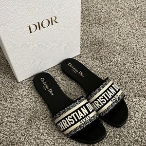Dior Dway Slide in Black